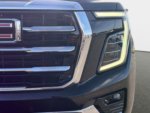 New 2026 GMC Yukon XL Elevation w/ Elevation Premium Package image 9