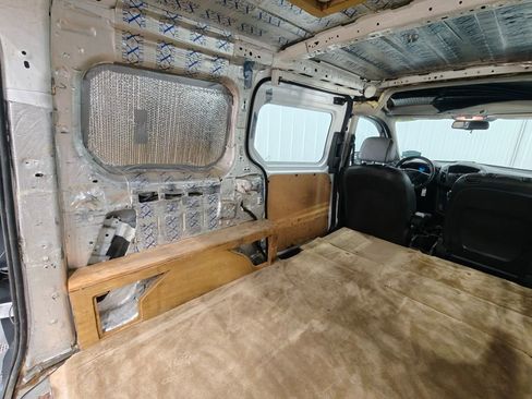 Used 2016 Ford Transit Connect XL FWD image 26