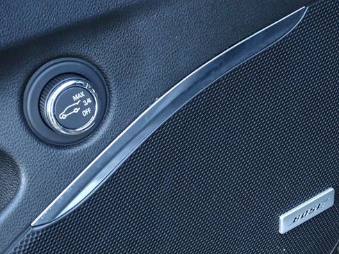 Used 2022 Buick Enclave Essence w/ Experience Buick Package image 17