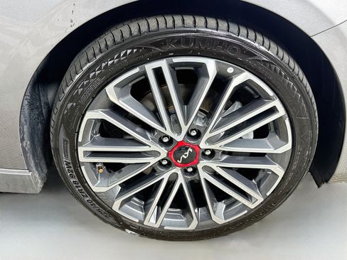 Used 2024 Kia Forte GT w/ GT2 Package FWD image 32