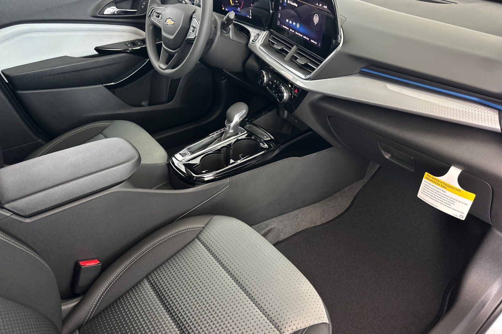 New 2026 Chevrolet Trax LT FWD image 16