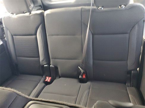 Certified 2024 GMC Yukon XL SLE w/ Gmc Pro Safety Plus Package image 8