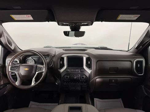 Used 2022 Chevrolet Silverado 2500 LTZ w/ LTZ Plus Package AWD/4WD image 11
