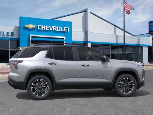 New 2026 Chevrolet Equinox RS FWD image 9
