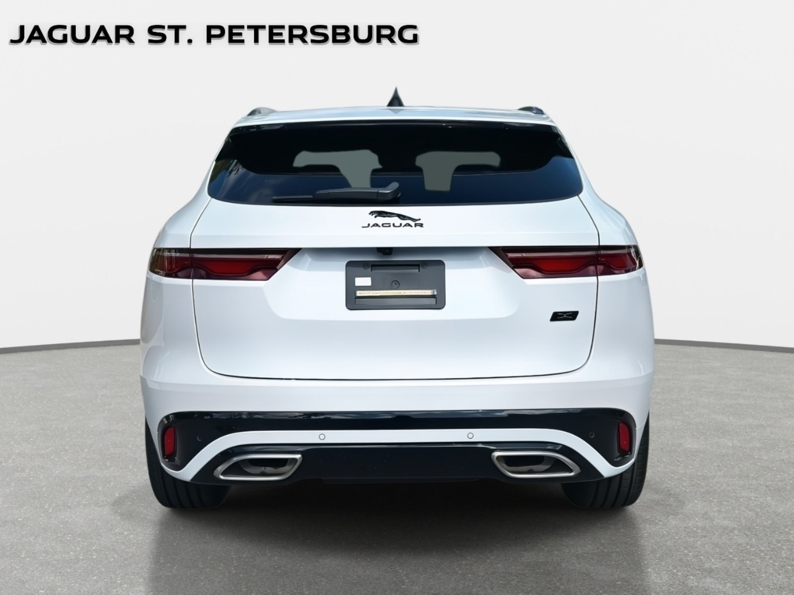 Used 2026 Jaguar F-PACE R-Dynamic S AWD/4WD image 3