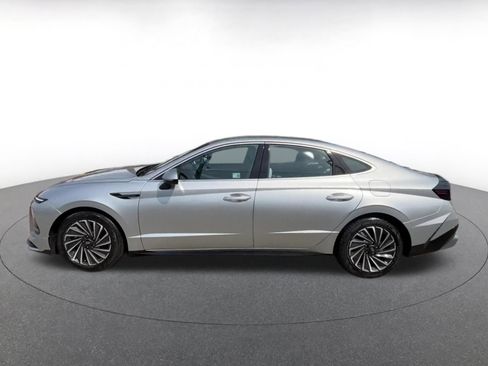 Used 2025 Hyundai Sonata SEL FWD image 10