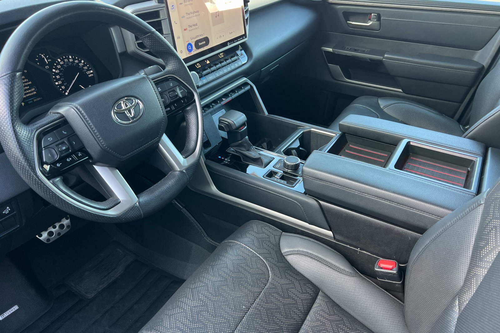 Used 2022 Toyota Tundra Limited w/ TRD Off-Road Package AWD/4WD image 9