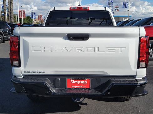 New 2026 Chevrolet Colorado W/T image 18