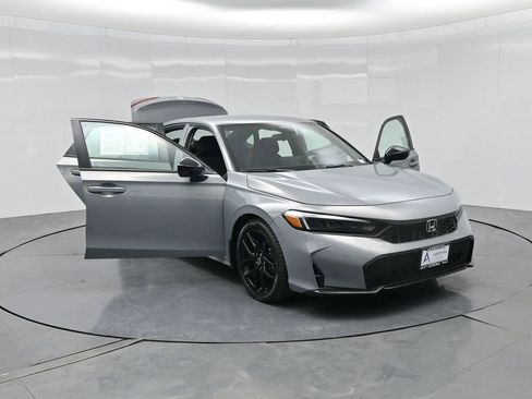 Used 2025 Honda Civic Sport image 33
