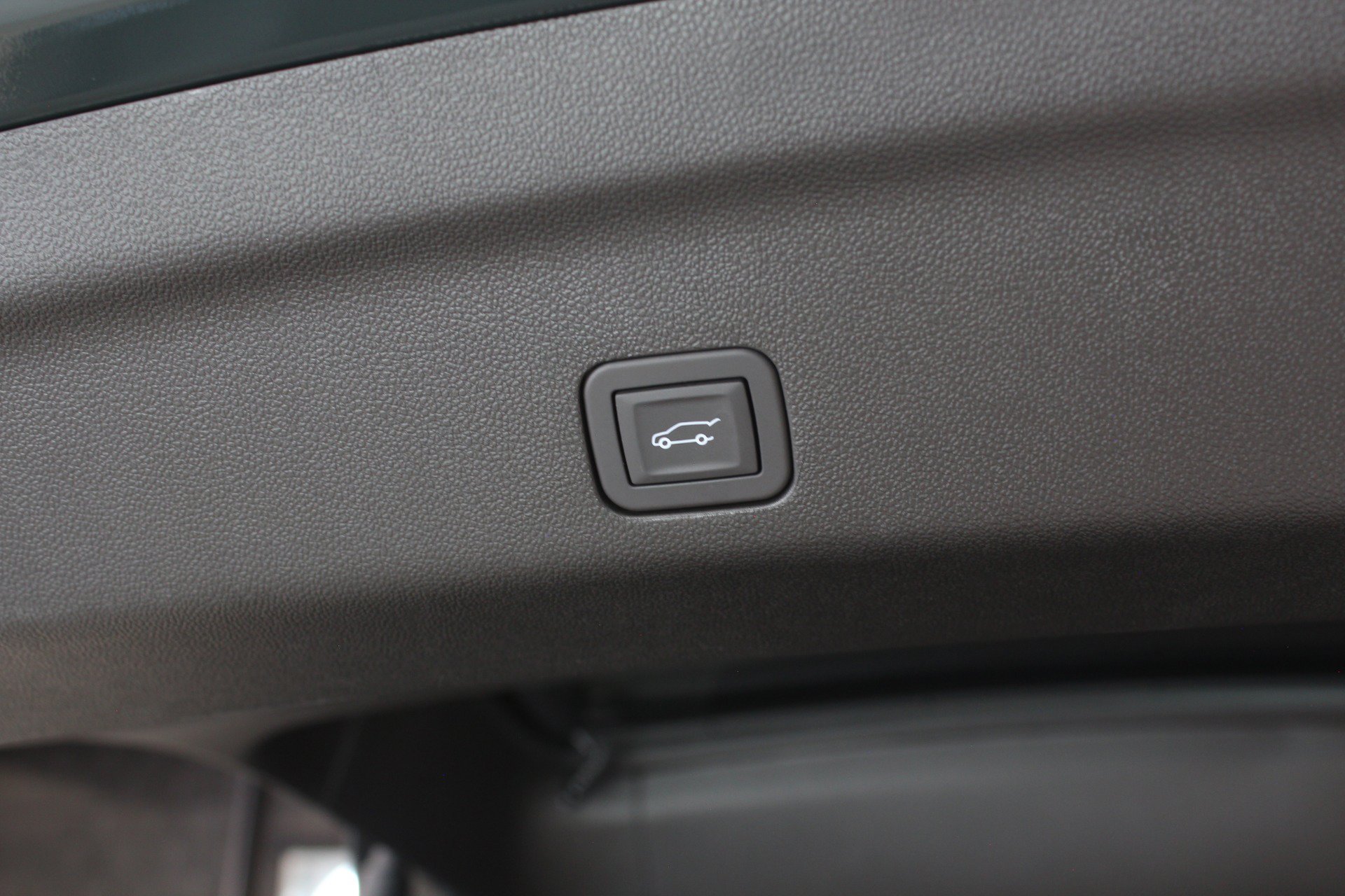 Used 2026 Cadillac Escalade V w/ LPO, ONYX Package AWD/4WD image 94
