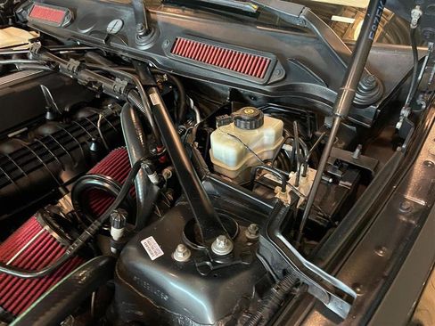 Used 2009 BMW 135i Convertible image 34