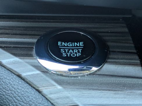 Used 2023 Ford Explorer Limited w/ Equipment Group 301A image 34