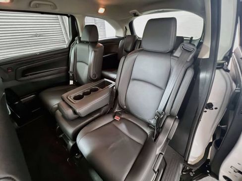 Certified 2025 Honda Odyssey EX-L image 25
