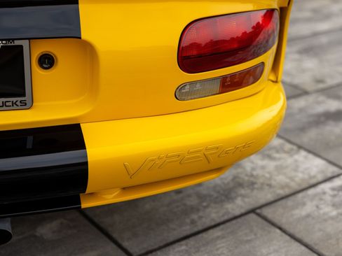 Used 2001 Dodge Viper GTS RWD image 27
