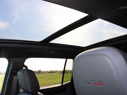 New 2025 GMC Acadia AT4 w/ Super Cruise Package image 33