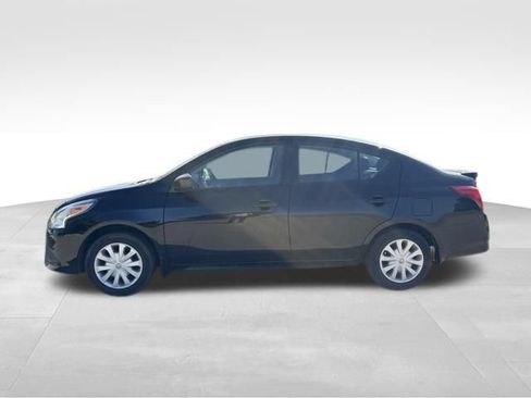 Used 2019 Nissan Versa S Plus FWD image 6