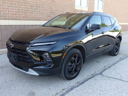 Used 2026 Chevrolet Blazer LT w/ Convenience Package AWD/4WD image 5