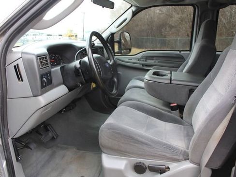 Used 2003 Ford F250 XLT image 20