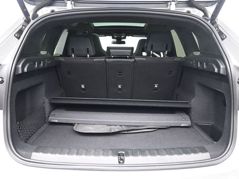 Used 2025 BMW X1 M35i w/ Premium Package image 27