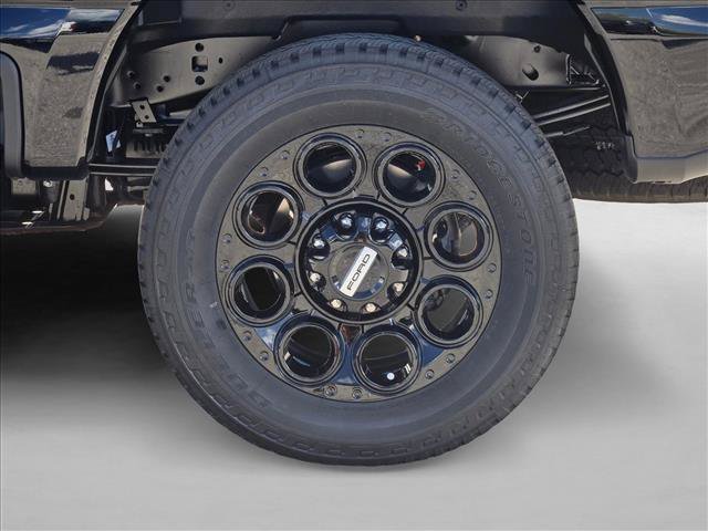 New 2026 Ford F250 Lariat w/ Black Appearance Package AWD/4WD image 9