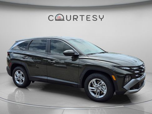 New 2026 Hyundai Tucson SE FWD image 7