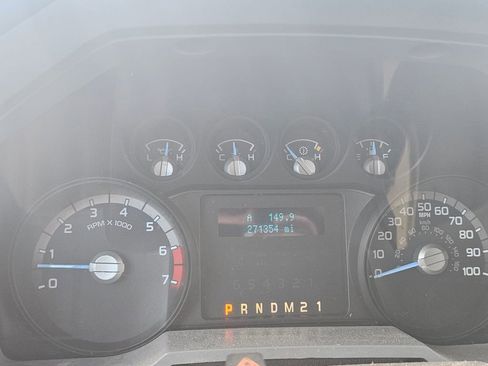 Used 2015 Ford F250 XL w/ Power Equipment Group AWD/4WD image 19