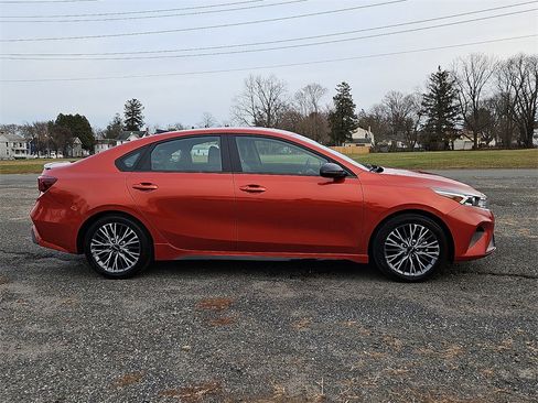 Certified 2024 Kia Forte GT-Line image 8