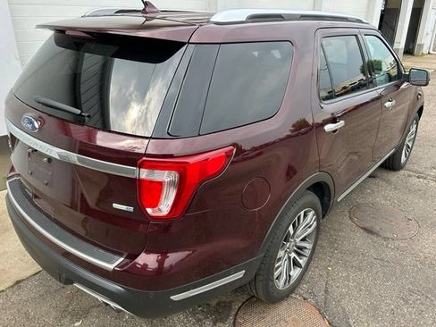 Certified 2018 Ford Explorer Platinum AWD/4WD image 5