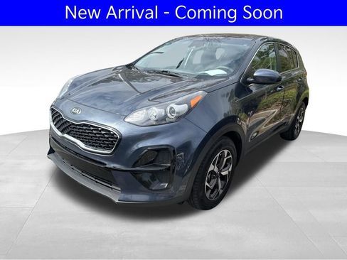 Used 2022 Kia Sportage LX image 2