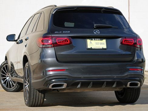 Used 2022 Mercedes-Benz GLC 300 image 5