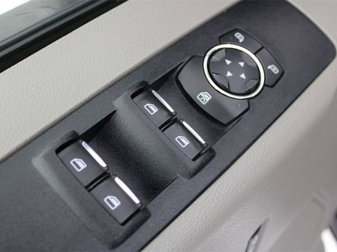 Used 2022 Ford F350 XL w/ Power Equipment Group image 17