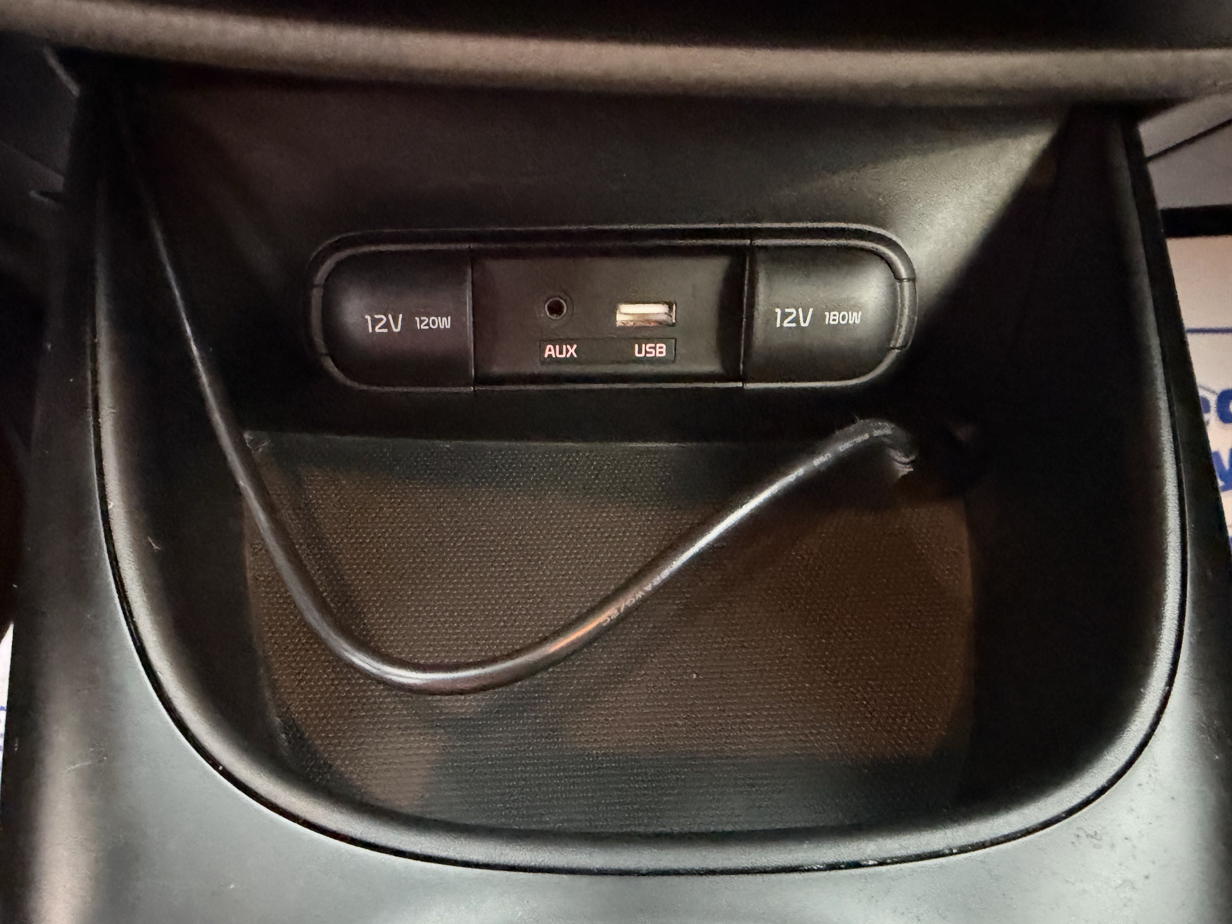 Used 2016 Kia Soul + FWD image 16