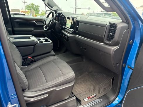 Used 2022 Chevrolet Silverado 1500 LT Trail Boss w/ Protection Package AWD/4WD image 31