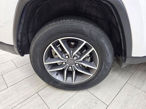Used 2021 Jeep Grand Cherokee Limited RWD image 41