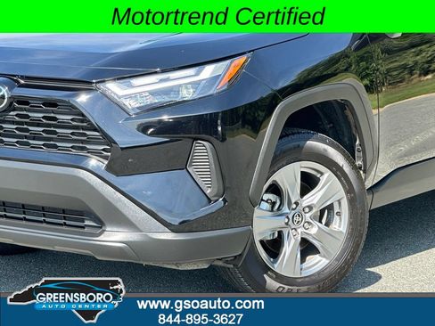 Used 2025 Toyota RAV4 XLE FWD image 35