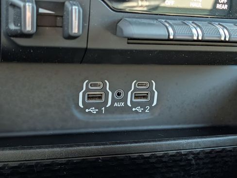Used 2020 RAM 2500 Laramie w/ Night Edition AWD/4WD image 47