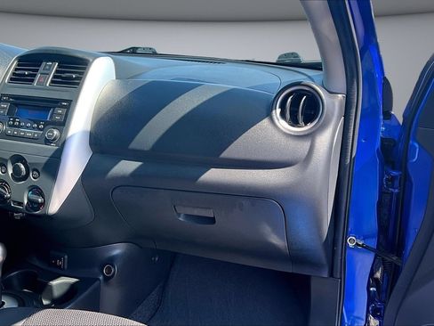 Used 2017 Nissan Versa SV FWD image 23