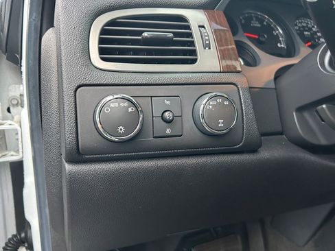 Used 2008 Chevrolet Silverado 1500 LTZ w/ Suspension Package, Off-Road image 20