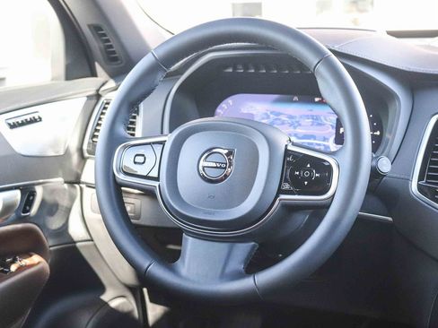 Used 2024 Volvo XC90 T8 Ultimate w/ Protection Package Premier AWD/4WD image 16