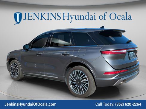 Used 2021 Lincoln Corsair Reserve w/ Equipment Group 201A AWD/4WD image 5