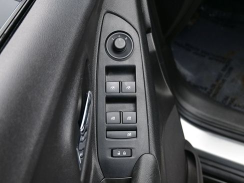 Used 2018 Chevrolet Trax LT w/ Driver Confidence Package FWD image 10