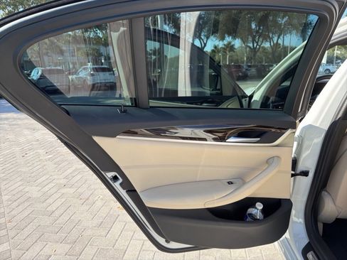 Certified 2023 BMW 540i w/ Convenience Package image 6