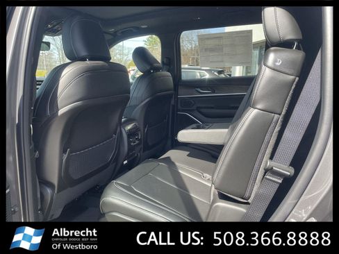 New 2026 Jeep Grand Cherokee L Limited w/ Luxury Tech Group II image 11