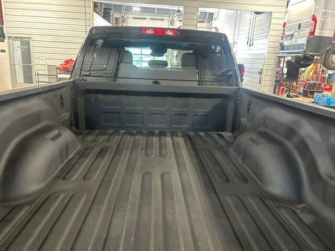 Used 2025 RAM 2500 Big Horn AWD/4WD image 24