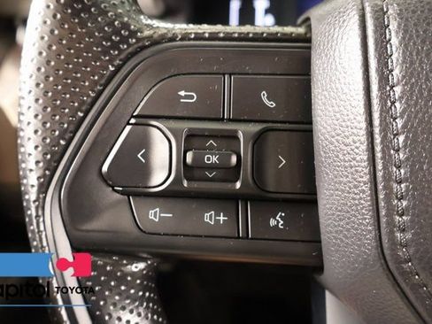 Certified 2024 Toyota Tacoma SR5 AWD/4WD image 16
