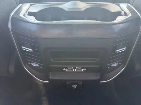 Used 2020 RAM 1500 Big Horn AWD/4WD image 30