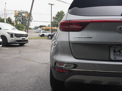Used 2020 Kia Sportage S AWD/4WD image 14
