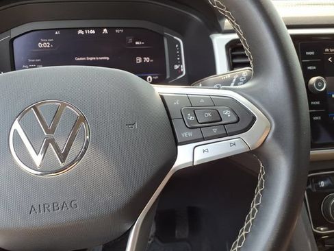 Used 2023 Volkswagen Atlas SE w/ Panoramic Sunroof Package AWD/4WD image 10