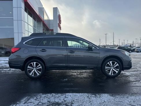 Used 2019 Subaru Outback 2.5i Limited w/ Popular Package #2 image 8