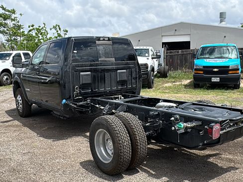 New 2026 RAM 3500 Big Horn w/ Laramie Trim Package AWD/4WD image 7